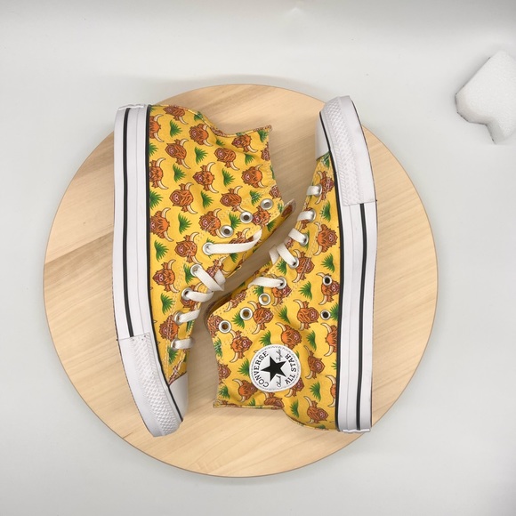 CONVERSE CTAS HI HIGHLAND COW - Picture 2 of 12